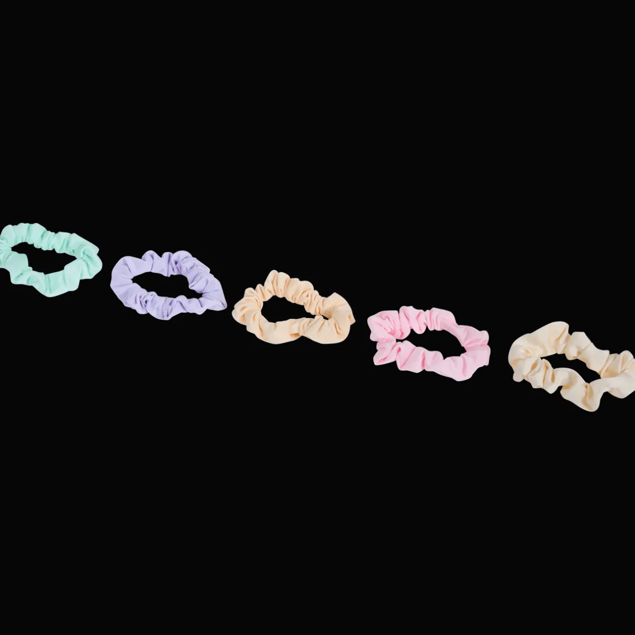 Action Scrunchies> Haaraccessoires