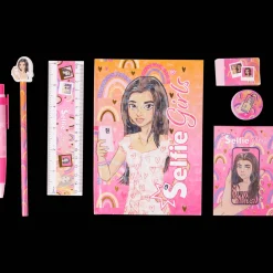 Action Selfie Girls schrijfwarenset><noscript><img width=