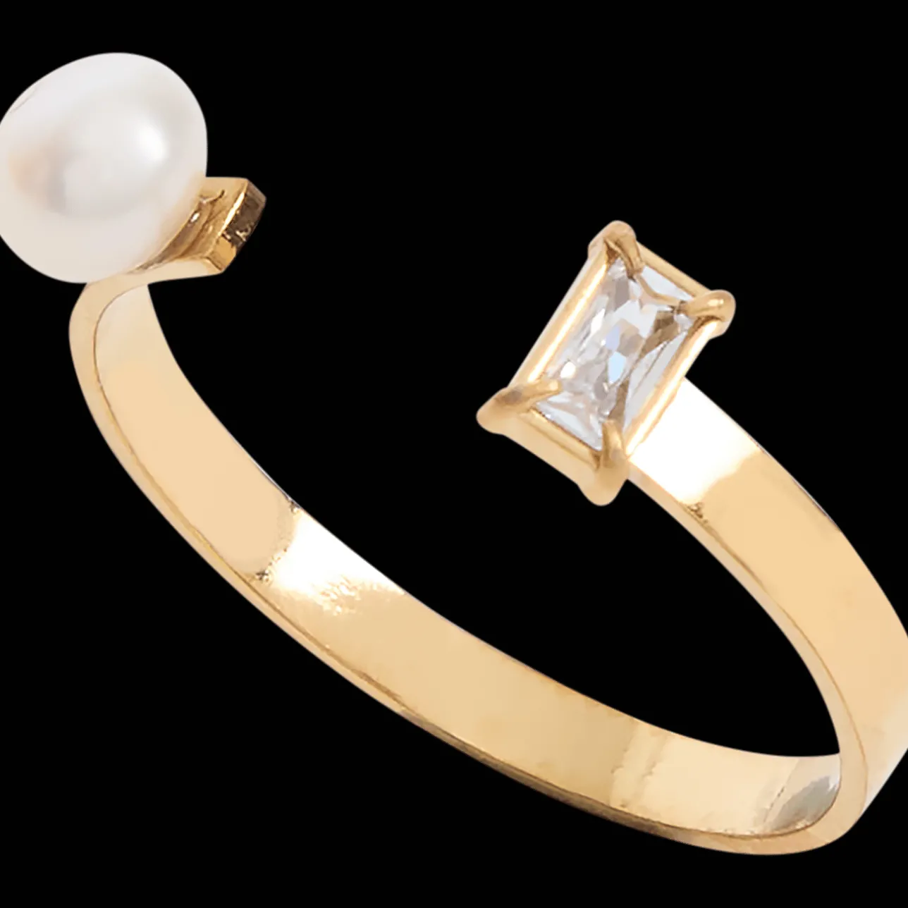 Action Vergulde ring> Horloges & Sieraden